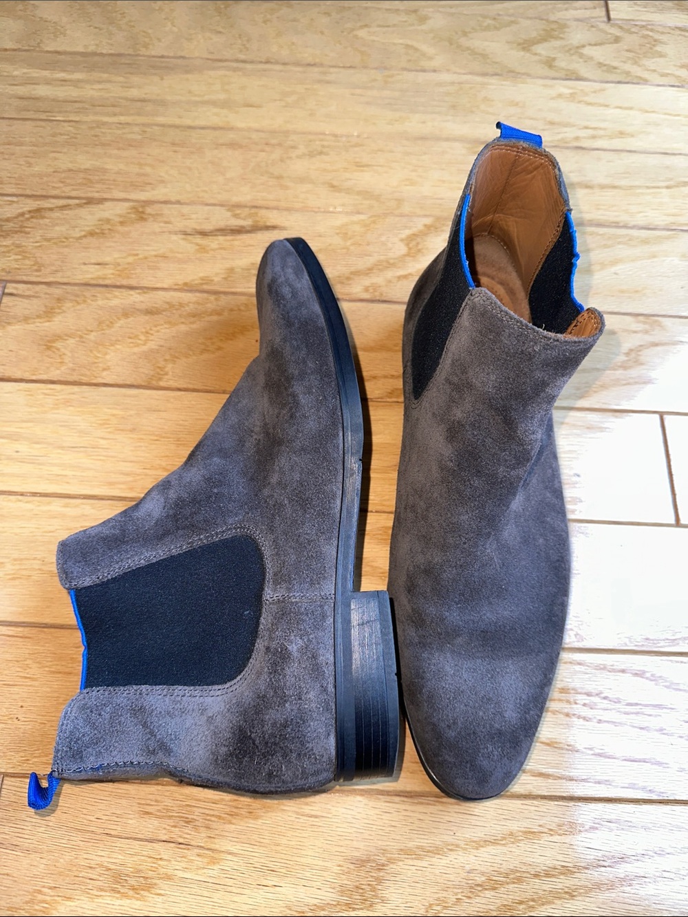 Men's Gray Suede Chelsea Boots with Blue Accent Pull Tabs
